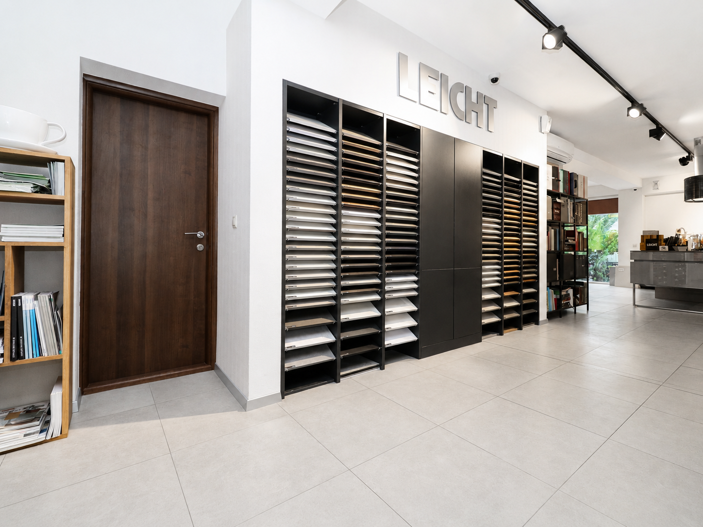 PAPCUN REALITY | Showroom,služby alebo obchod 116 m² Rovinka