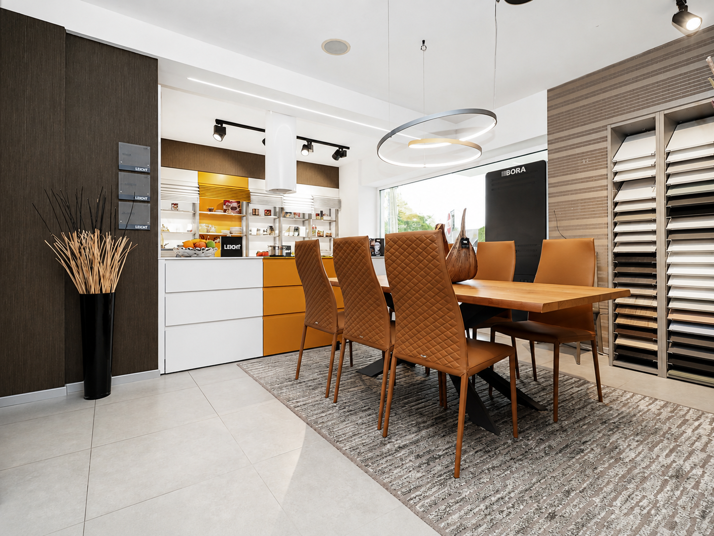 PAPCUN REALITY | Showroom,služby alebo obchod 116 m² Rovinka
