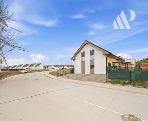 4-izbové bývanie pri lese ako alternatíva k rodinnému domu