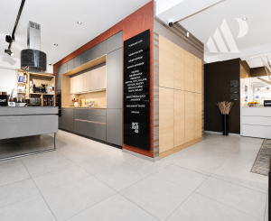 PAPCUN REALITY | Showroom,služby alebo obchod 116 m² Rovinka