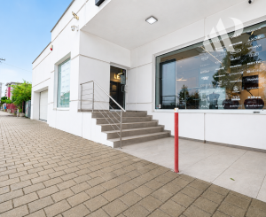 PAPCUN REALITY | Showroom,služby alebo obchod 116 m² Rovinka