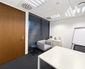 Prenájom zariadenej kancelárie 12 m²| Apollo Business Center