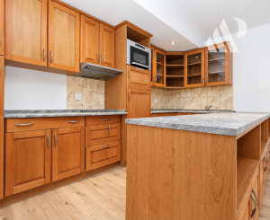 PAPCUN REALITY | Nebytový priestor 89 m², Ambroseho ul.