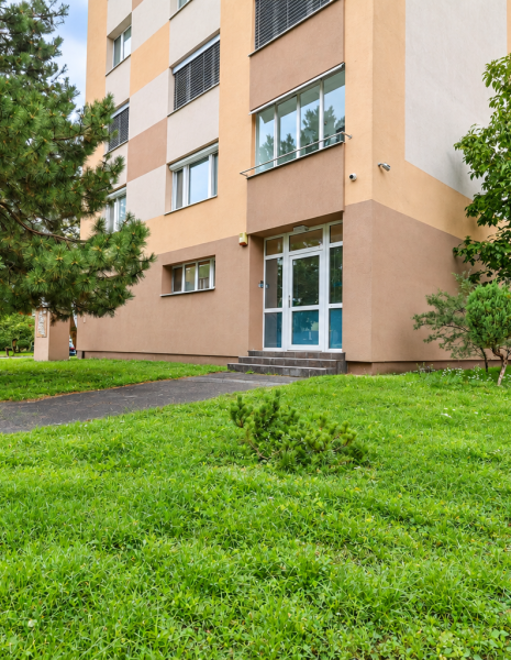 PAPCUN REALITY | Nebytový priestor 89 m², Ambroseho ul.