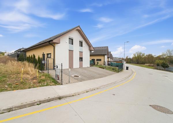 4-izbové bývanie pri lese ako alternatíva k rodinnému domu