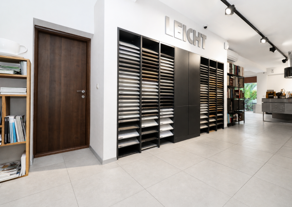 PAPCUN REALITY | Showroom,služby alebo obchod 116 m² Rovinka