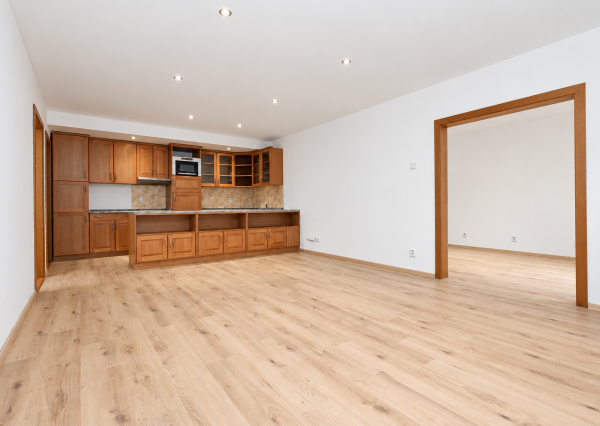 PAPCUN REALITY | Nebytový priestor 89 m², Ambroseho ul.