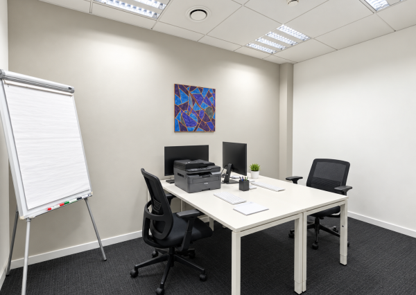 Prenájom zariadenej kancelárie 12 m²| Apollo Business Center